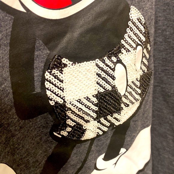 Disney Grey Short Sleeve Crew Neck Mickey Mouse Shirt wearing a stocking XL - Picture 8 of 8